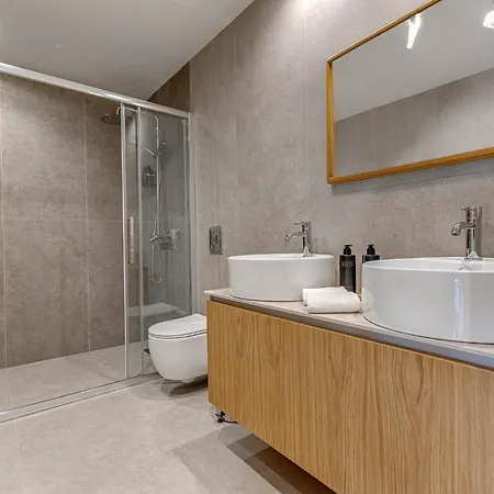 Amarilia Villa Lakones